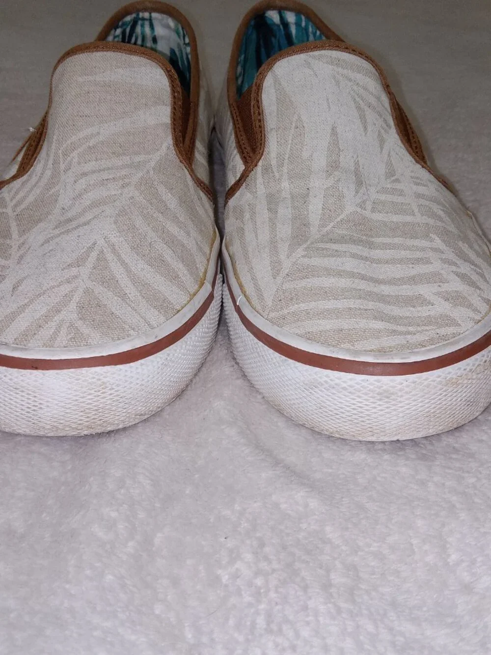 Tommy Bahama Pacific Ridge Slip On Shoes Men's Size 10 Natural/Tan Tropical